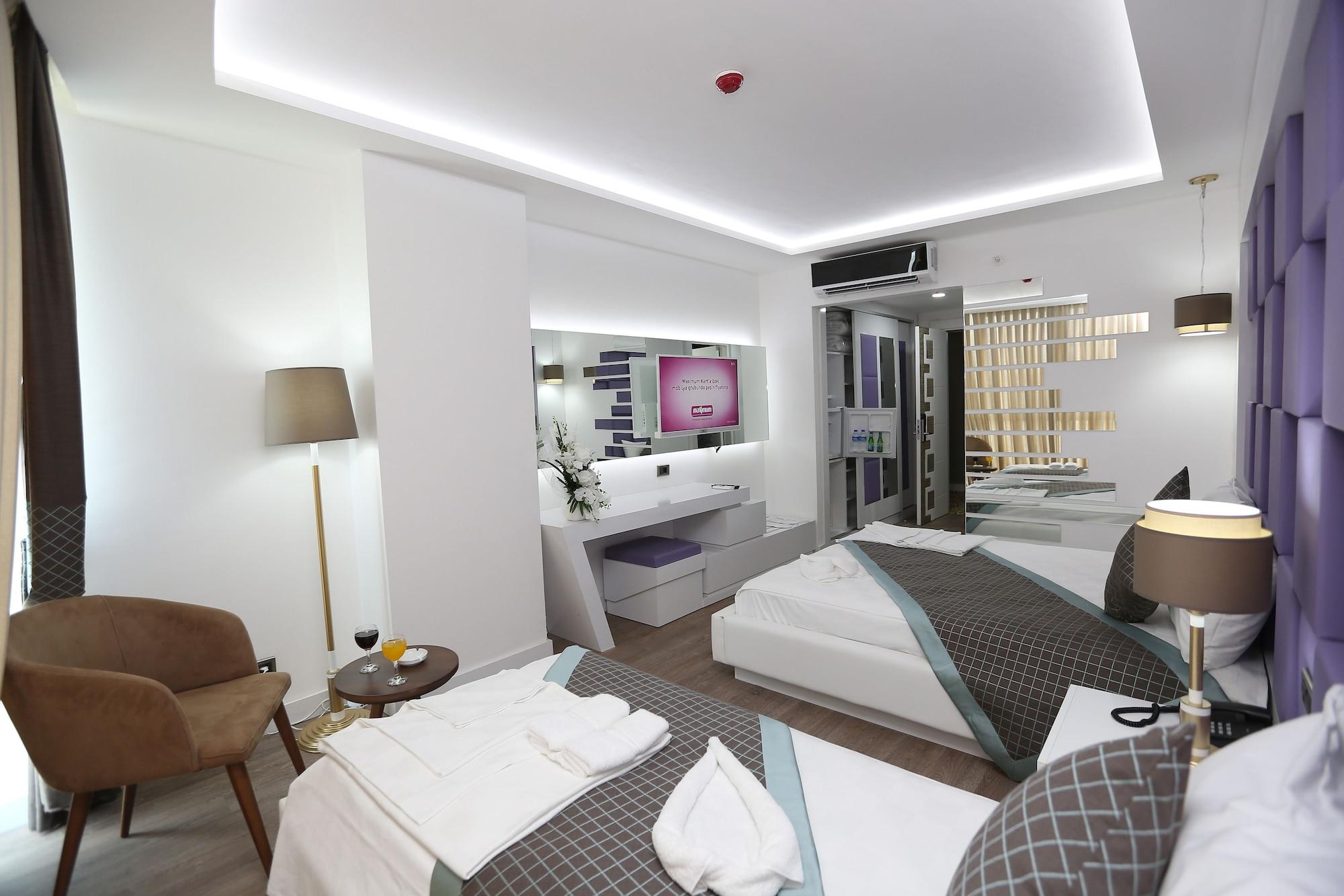 Elips Royal Hotel & Spa Antalia Esterno foto